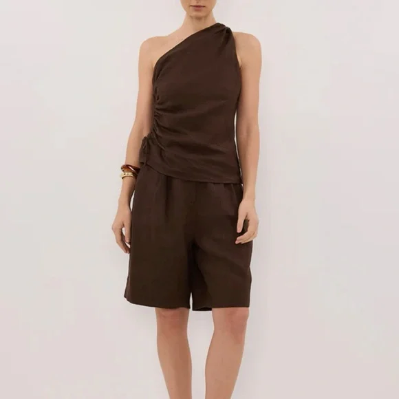 DISSH Brown One-Shoulder Top - Picture 2 of 2